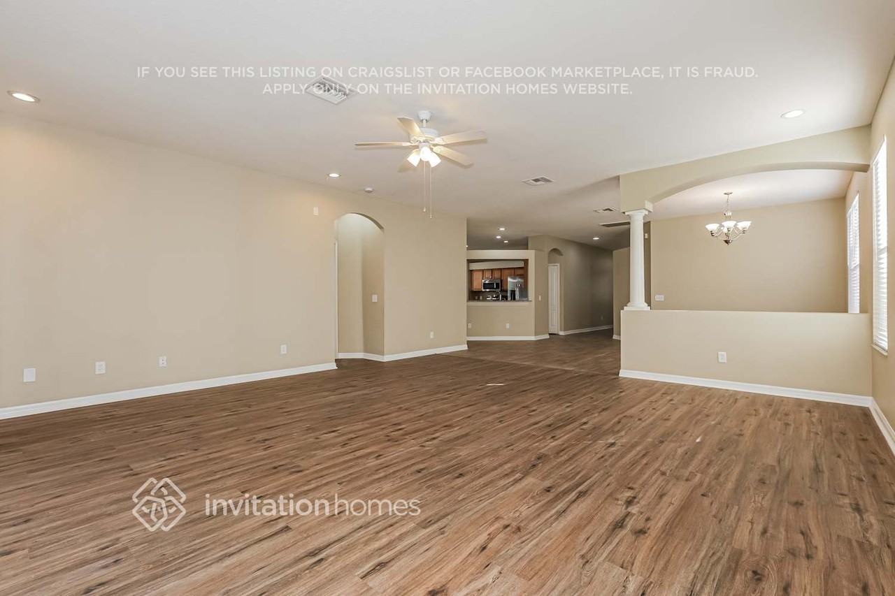 6121 Gannetwood Pl - Photo 6 of 17