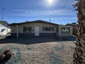 3221 E Captain Dreyfus Ave - Photo 1 of 1