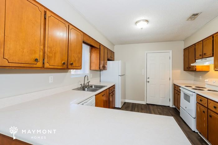 1863 Engle Ct - Photo 7 of 12