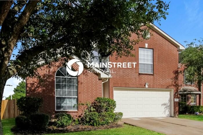 2910 Fawn Ct - Photo 2 of 17