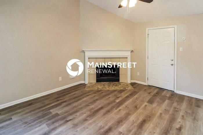 2910 Fawn Ct - Photo 5 of 17