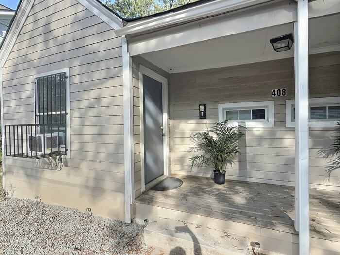 408B N Guthrie Ave - Photo 2 of 16