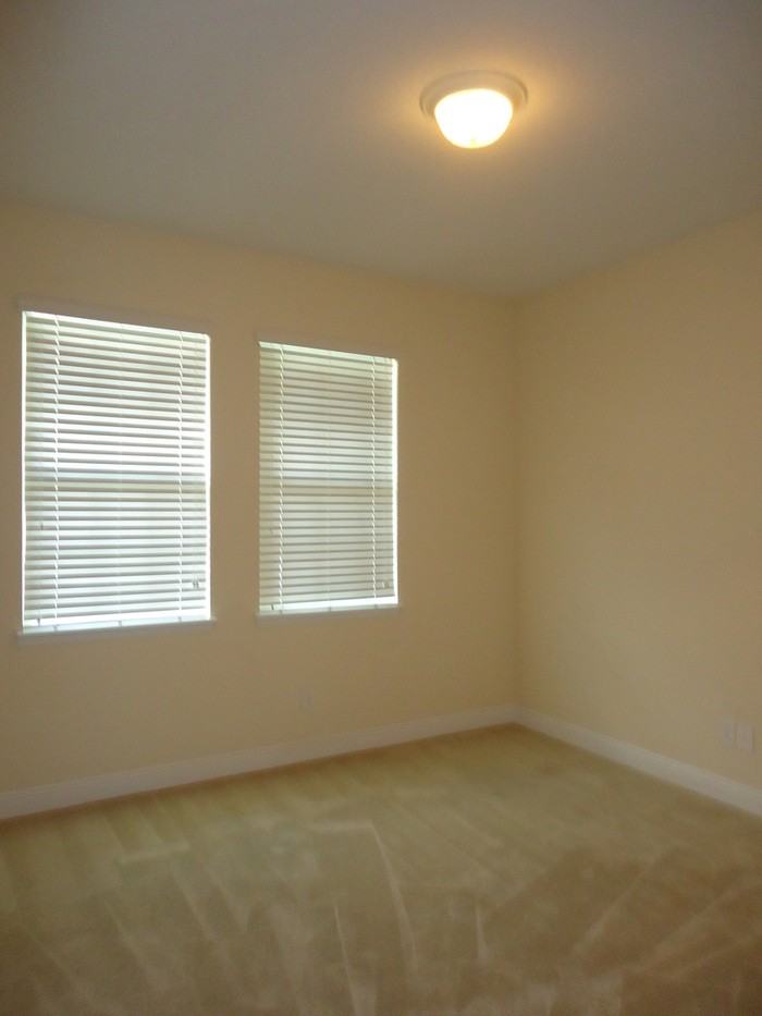 8128 Jailene Dr - Photo 6 of 28