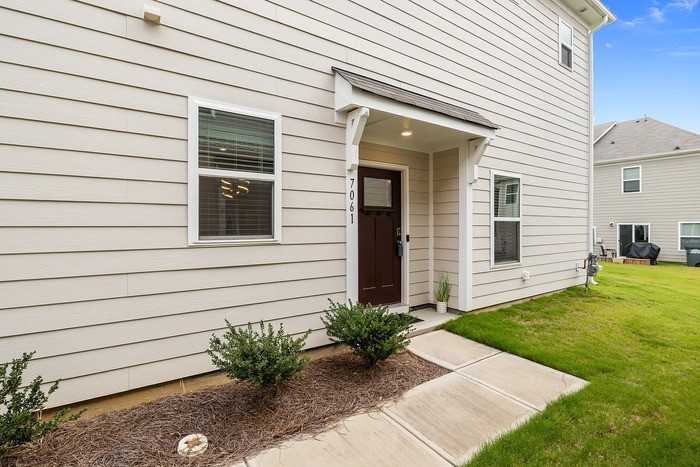 7061 Bentz St - Photo 2 of 27