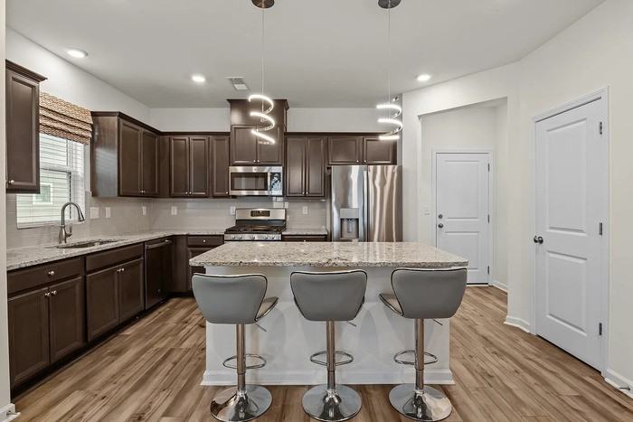 7061 Bentz St - Photo 6 of 27