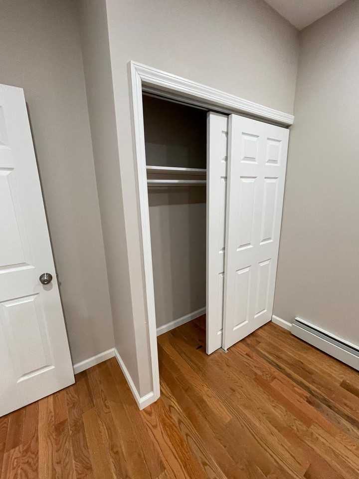 10157 131st St #2ndFL - Photo 4 of 15