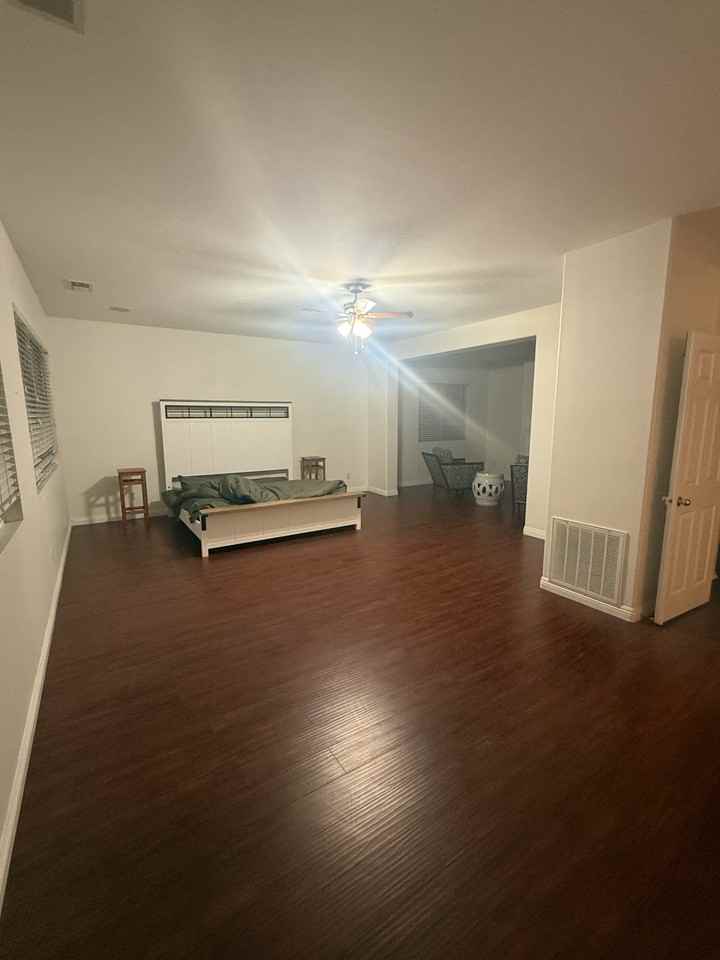 13744 Dellbrook St #12 - Photo 3 of 7