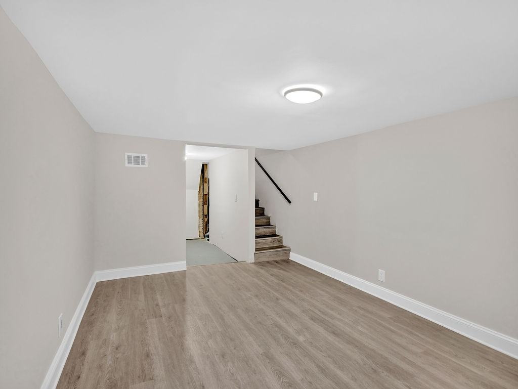 1214 E Eager St #1214 - Photo 2 of 28