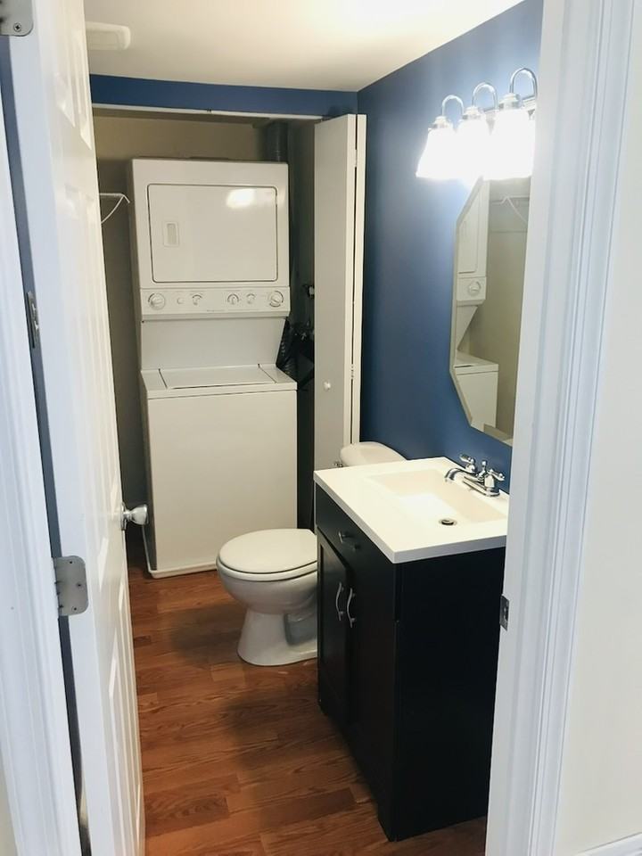 320 Roanoke Dr Se - Photo 7 of 13