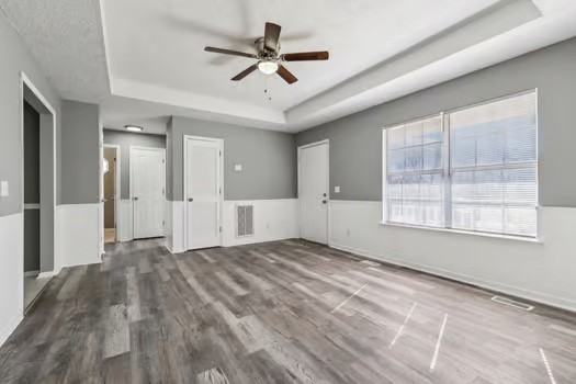 5328 Keystone Ct #NA - Photo 4 of 29