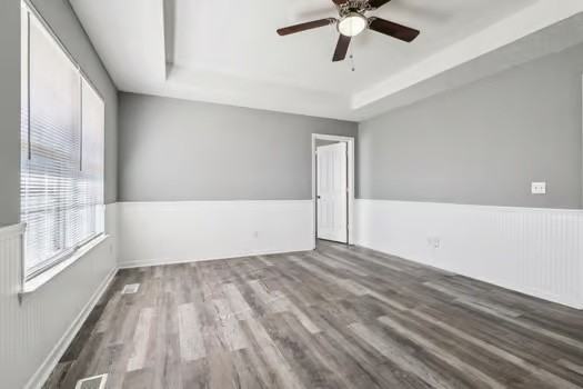 5328 Keystone Ct #NA - Photo 6 of 29