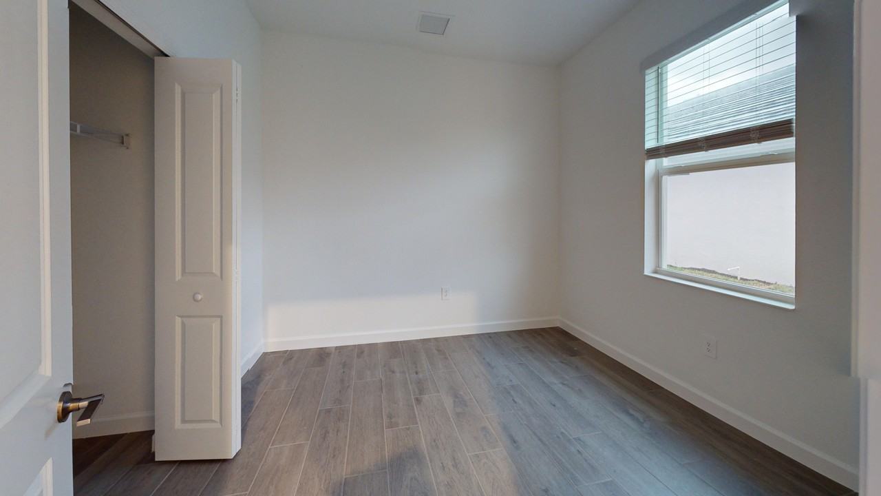 7773 Lakes Edge Ln #NA - Photo 4 of 44