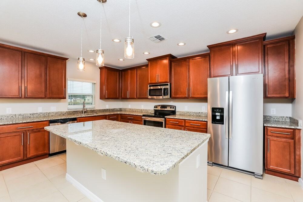 3809 Gulf Shore Cir - Photo 6 of 17