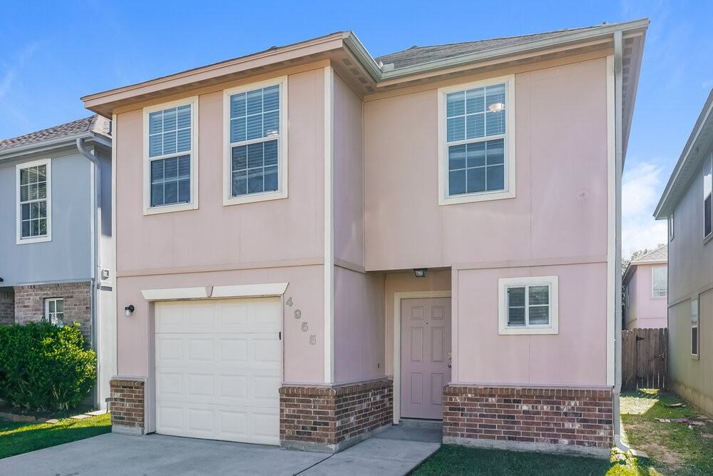 4955 N Cancun Dr - Photo 4 of 17