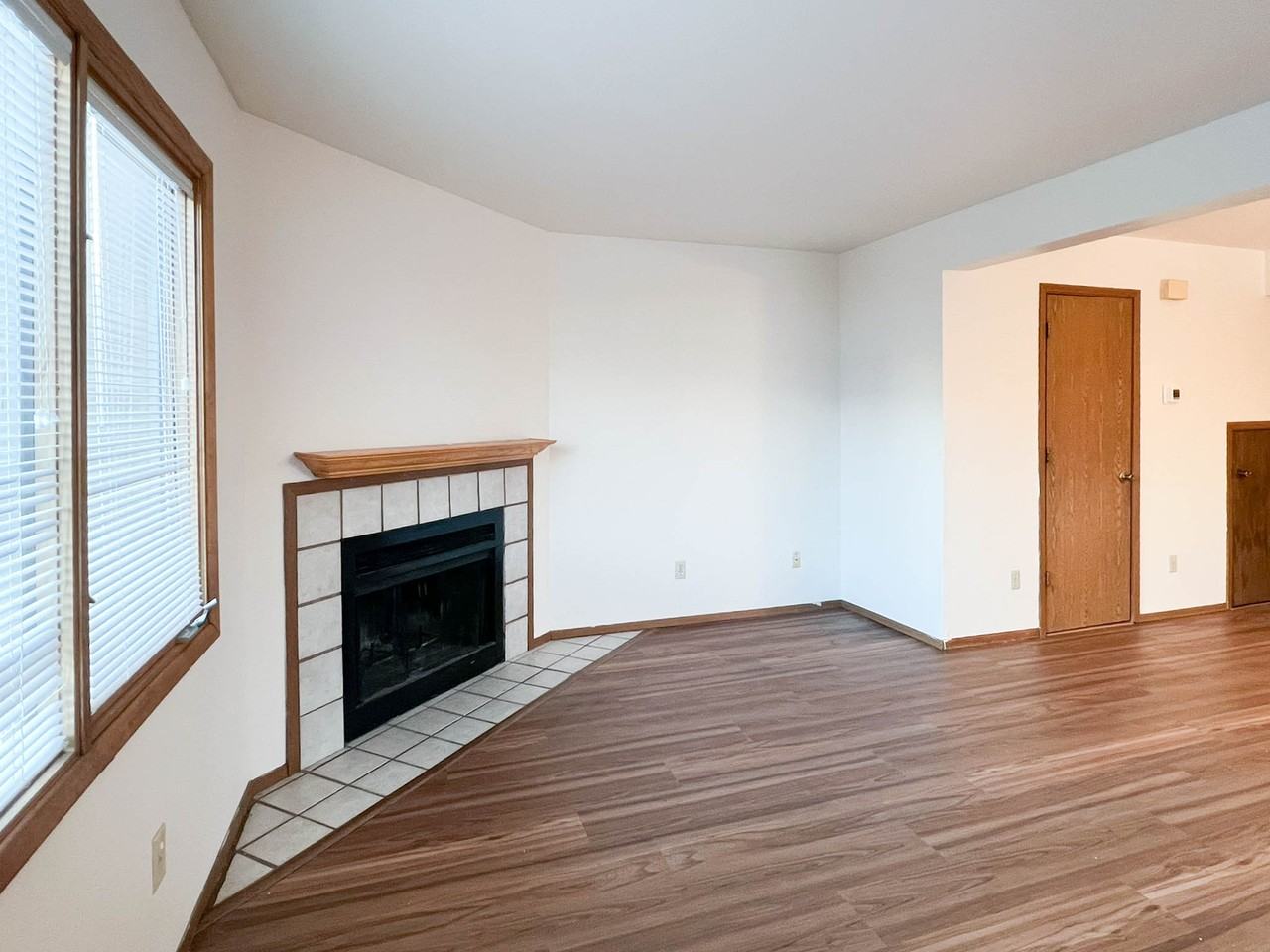 433 Dailey Ave #1 - Photo 5 of 16