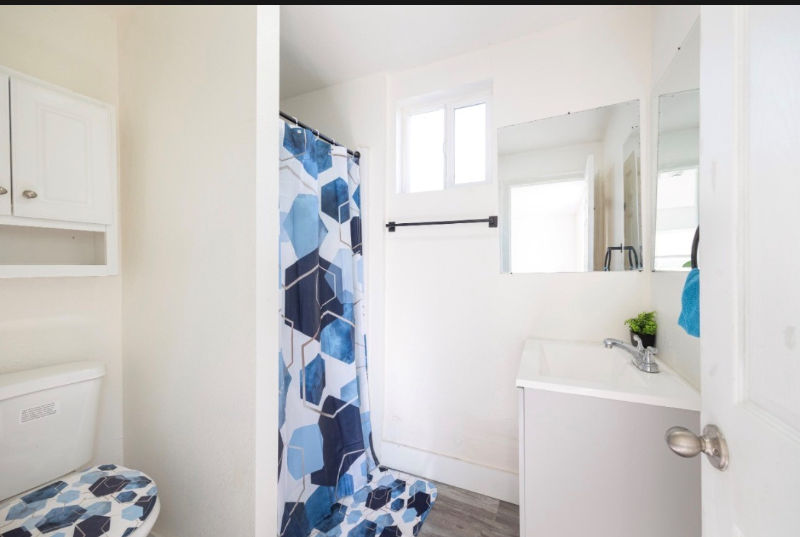 4344 Keeler Ave #1 - Photo 6 of 10