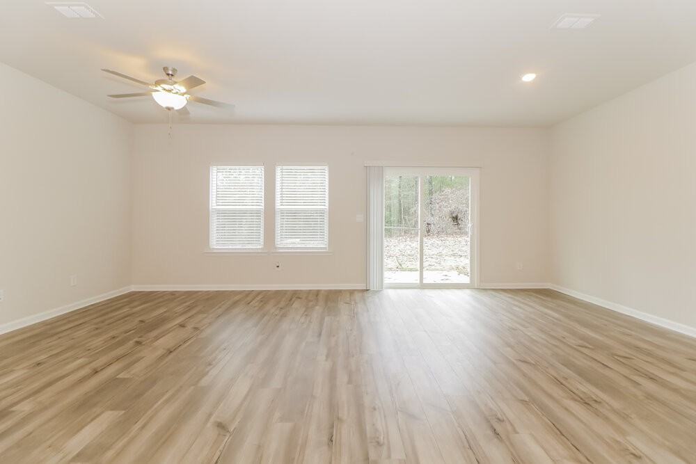 1565 Villageside Ct - Photo 4 of 17