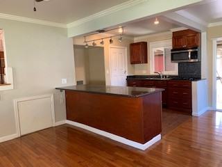 522 Scott Ave #3 - Photo 2 of 7