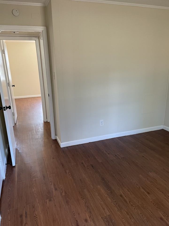 108 Ravenwood Dr #A - Photo 2 of 10