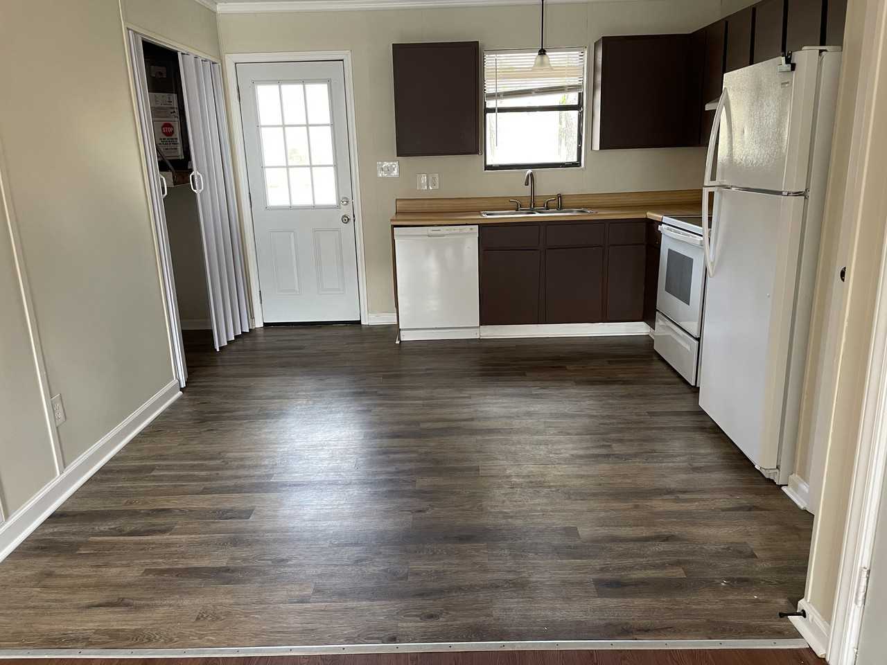 108 Ravenwood Dr #A - Photo 7 of 10