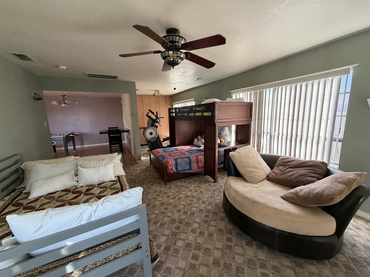 1609 Westwind St #1 - Photo 4 of 36