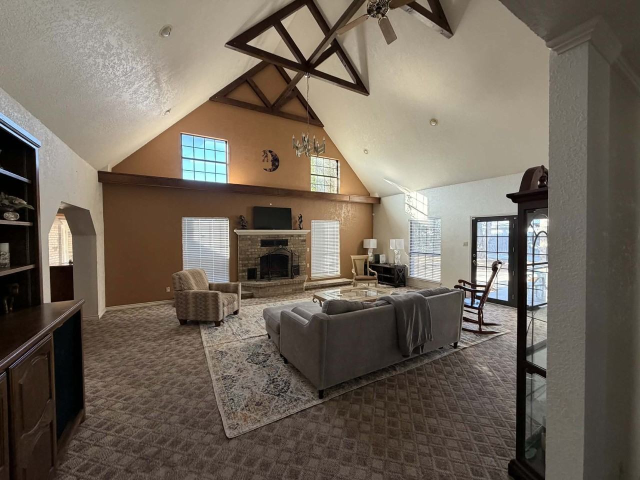 1609 Westwind St #1 - Photo 7 of 36