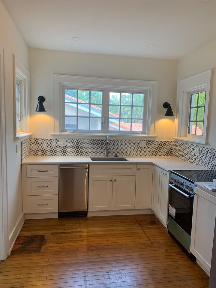 1318 Madrid St #2 - Photo 3 of 12