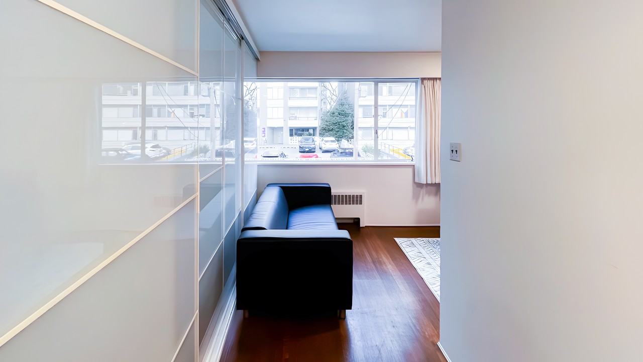 Park Beach Manor - Photo 2 of 50