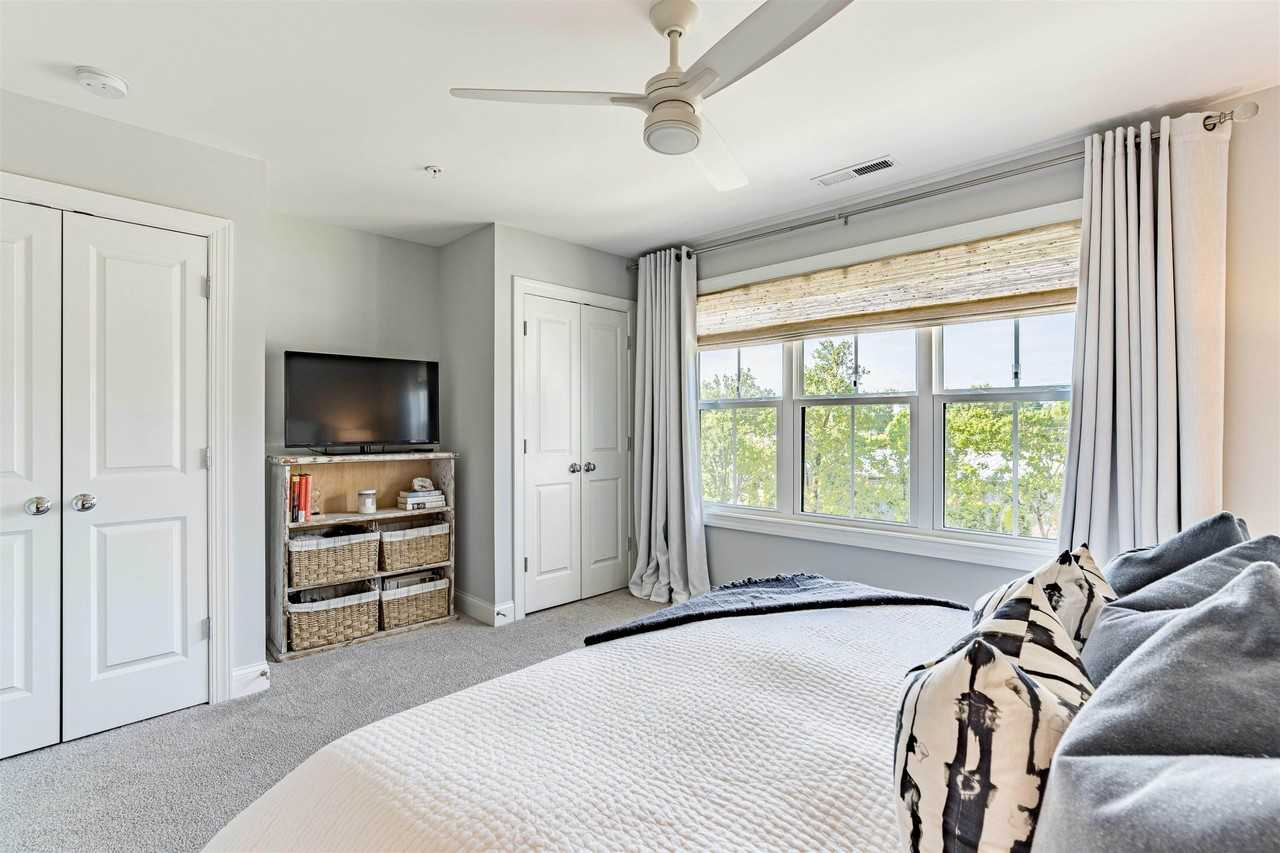 6801 Milligan Way - 107Unit 107 #107 - Photo 4 of 25