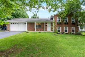 featured image of 1804 Gayle Dr #1