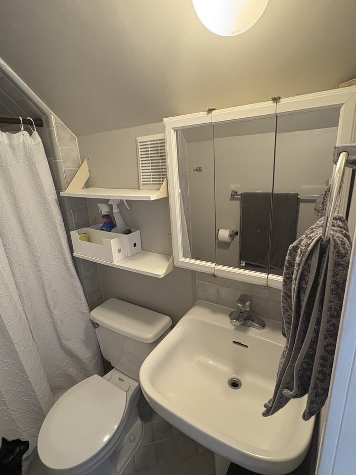 169 E Center St - Photo 6 of 8