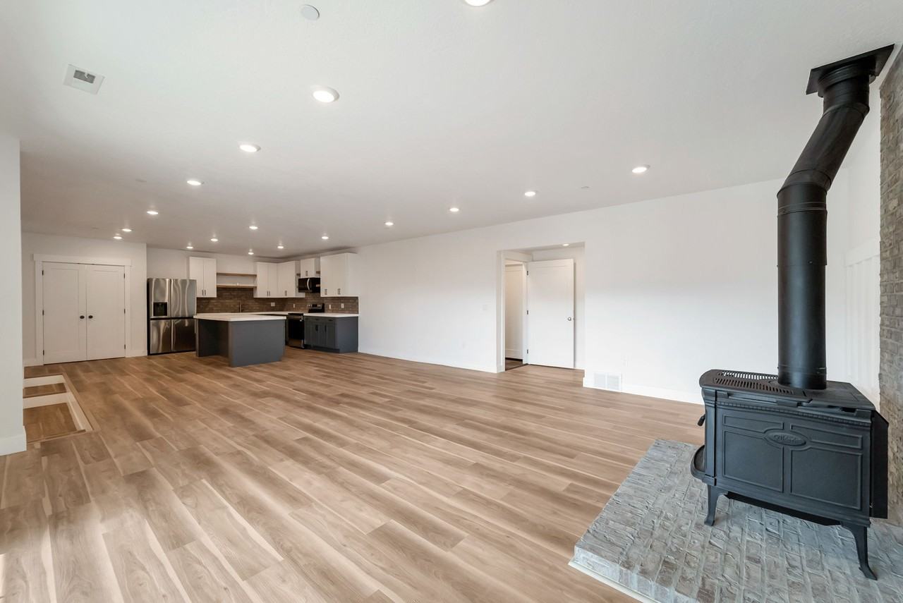 14534 S Shaggy Mountain Rd #1 - Photo 4 of 48