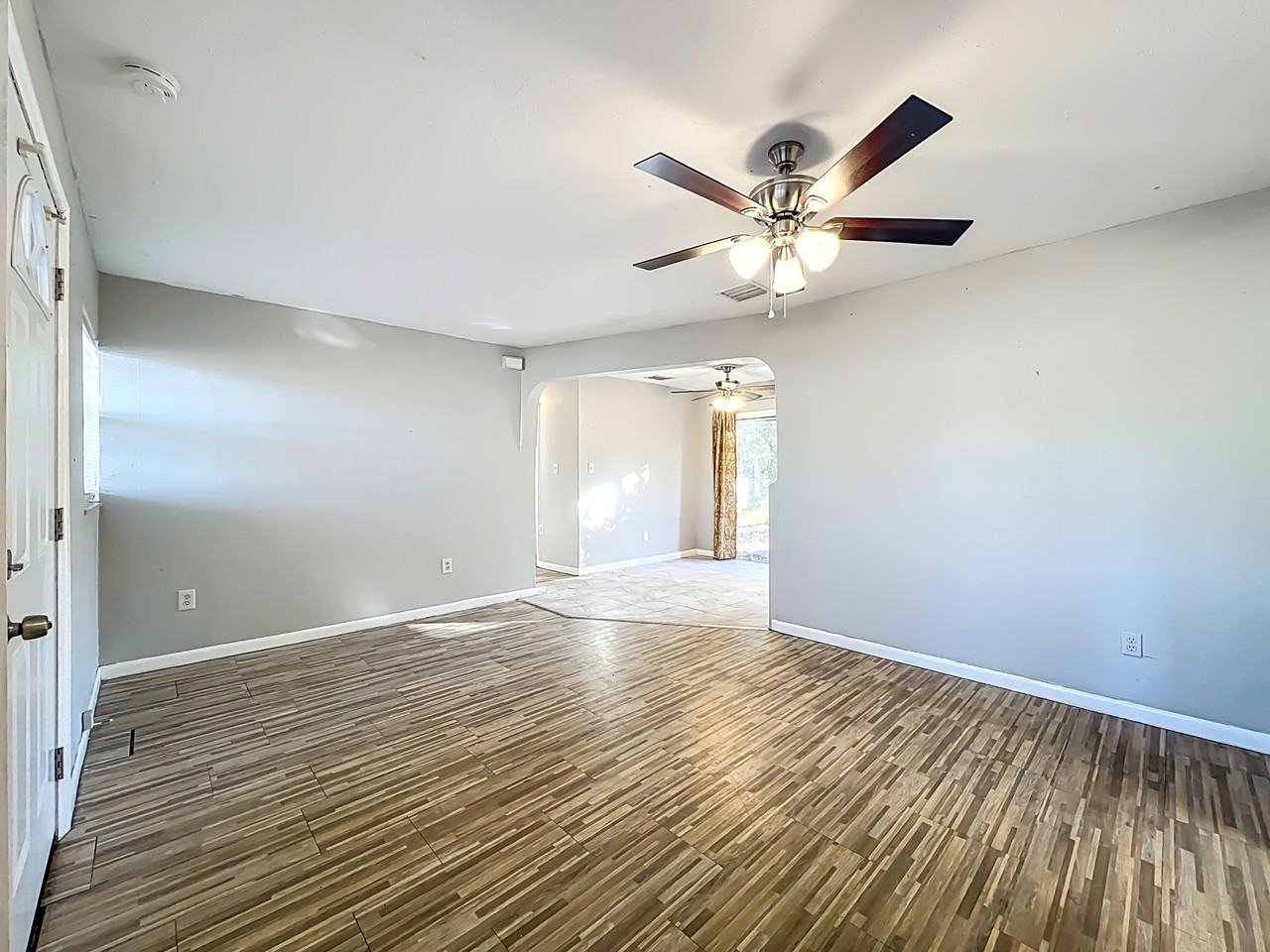 1509 Bon Air Plz #1 - Photo 4 of 32