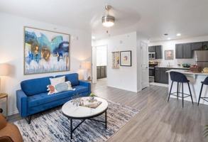 featured image of 1603 W Walnut St