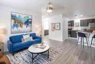 1603 W Walnut St - Photo 1 of 1