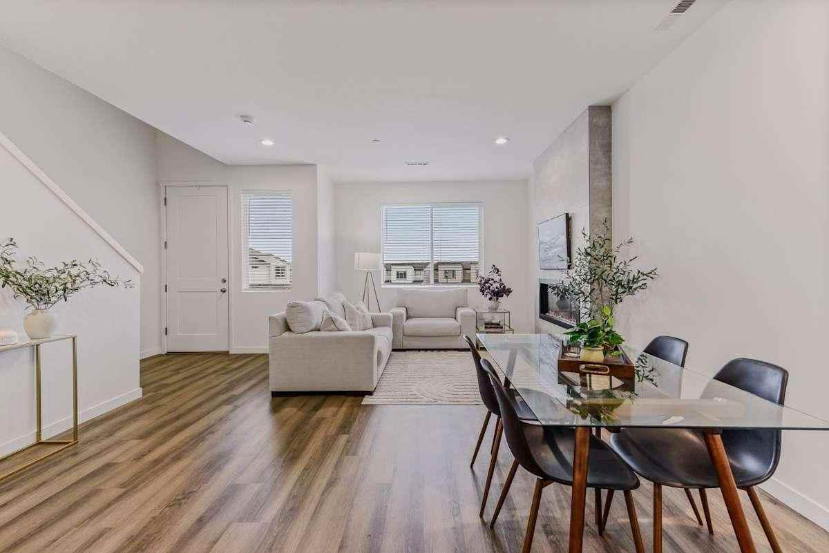 8998 N Boxwood St - Photo 5 of 35