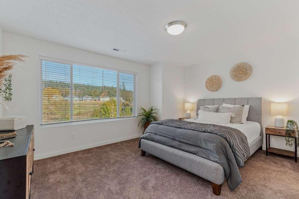 8998 N Boxwood St - Photo 6 of 35