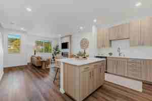 featured image of 8998 N Boxwood St