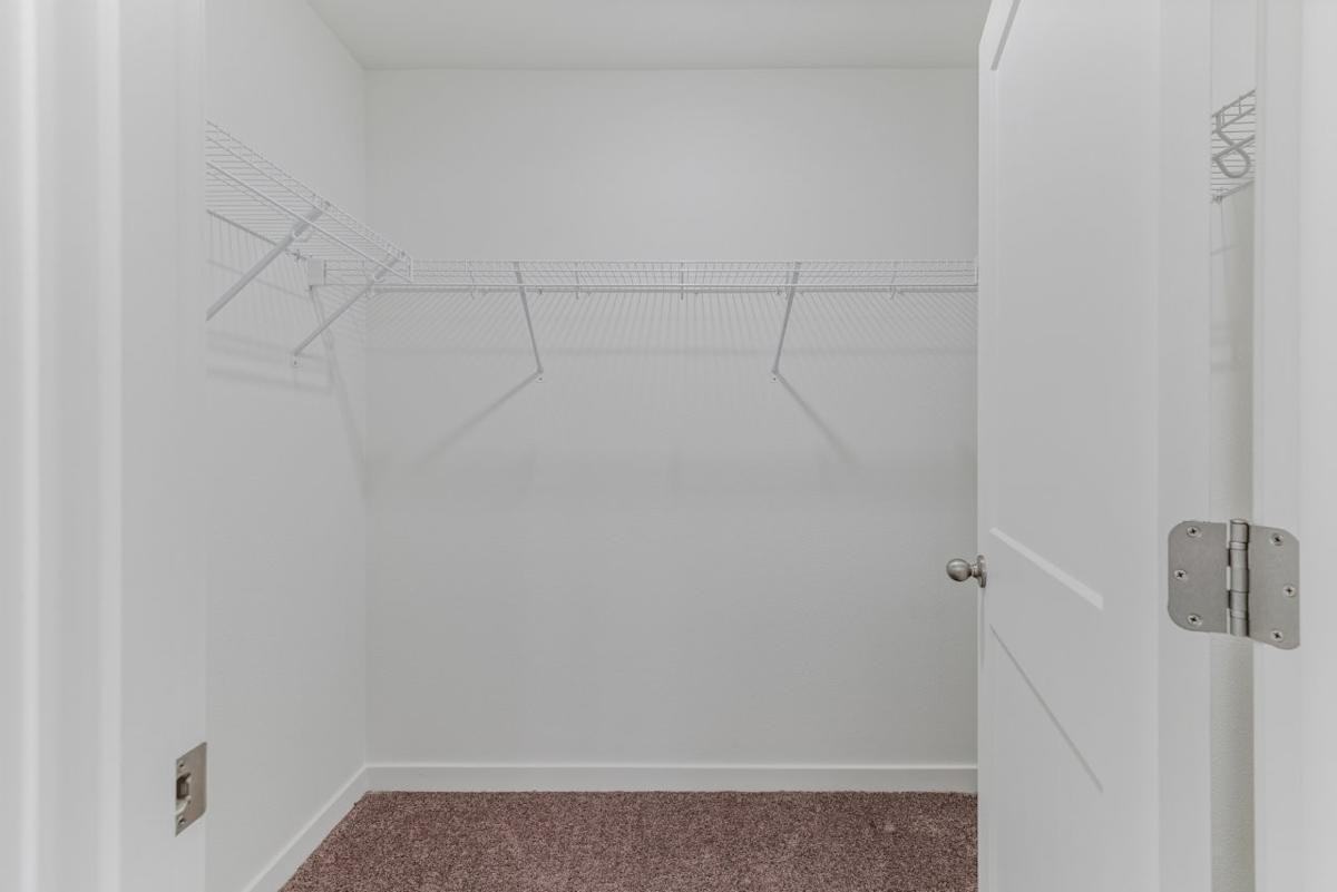 8998 N Boxwood St - Photo 2 of 35