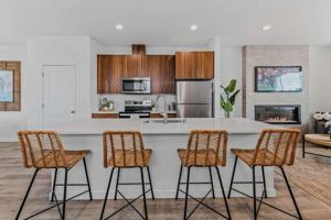 featured image of 8998 N Boxwood St