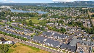 22199 Ne Sandy Blvd - Photo 1 of 1