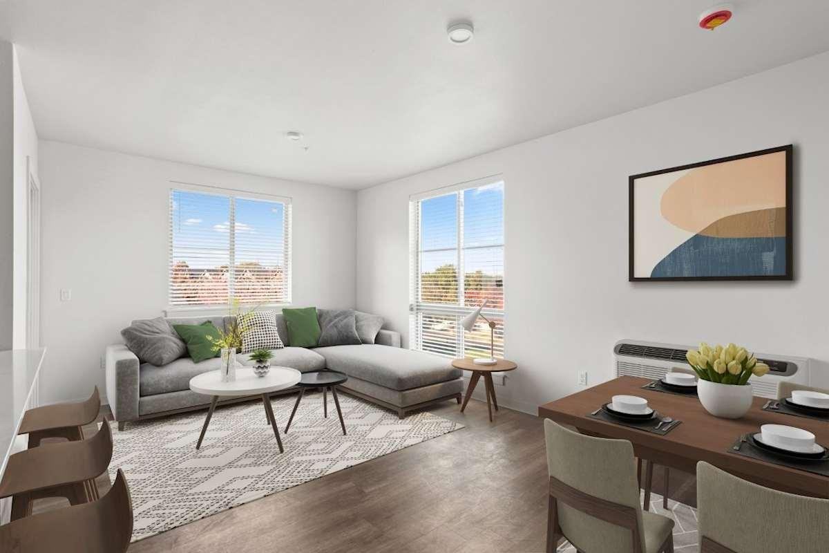 22199 Ne Sandy Blvd - Photo 5 of 34