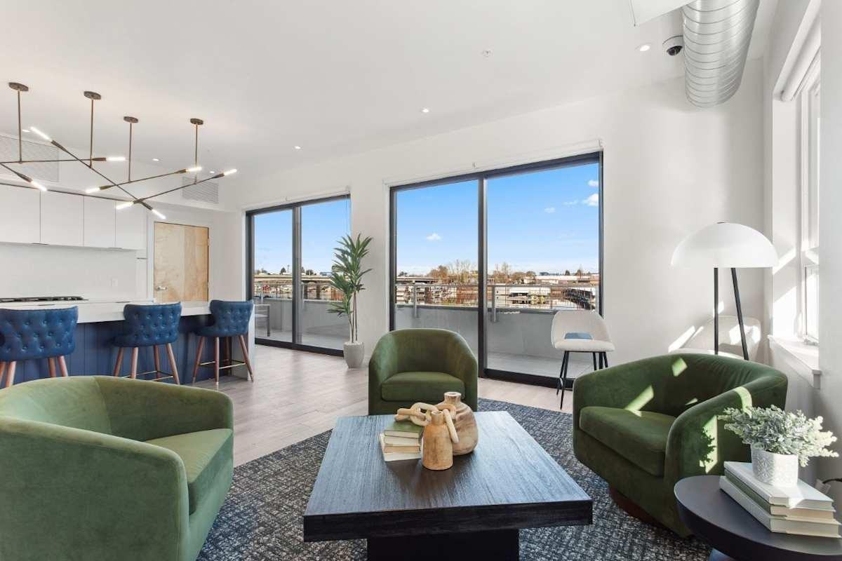 1245 N Anchor Way - Photo 2 of 30