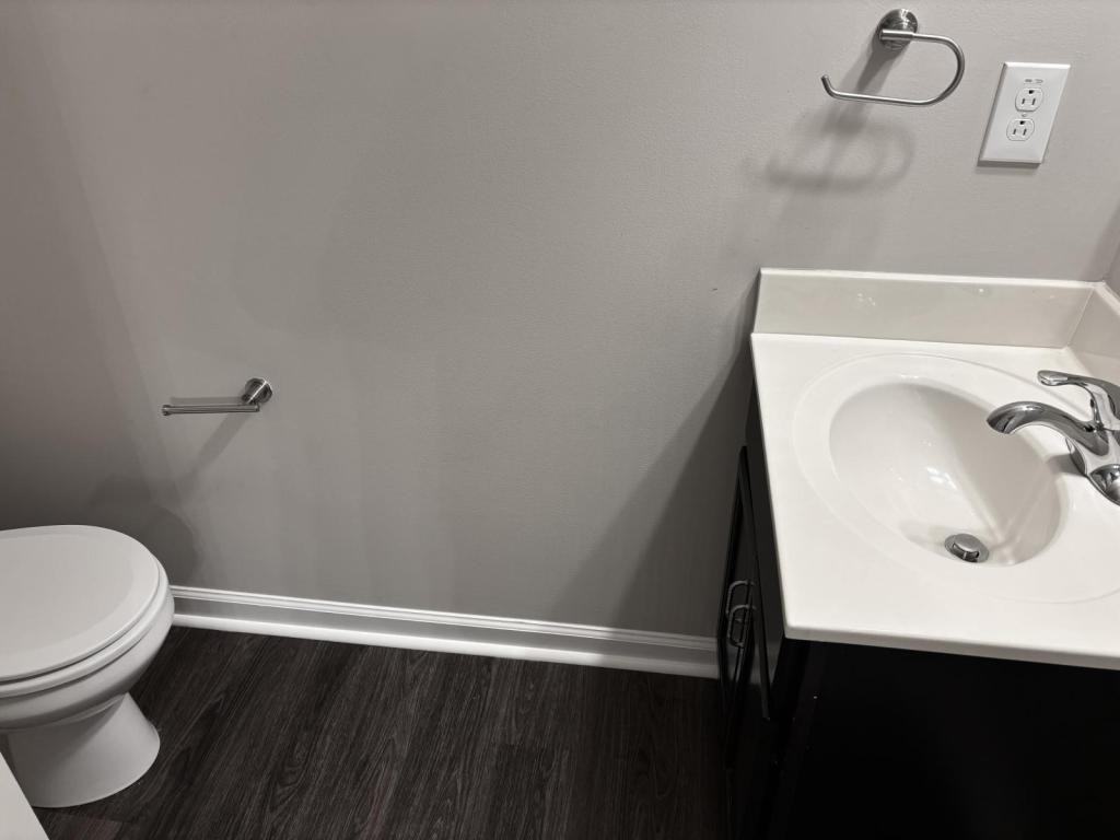 172 Alexander Blvd - Photo 4 of 18