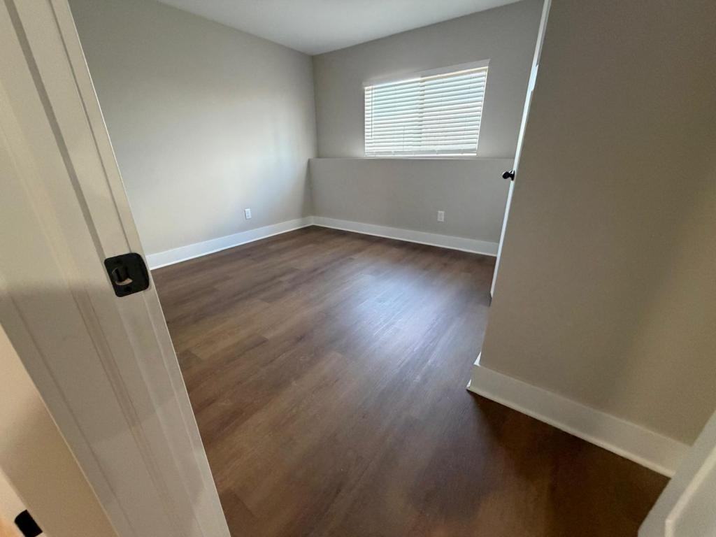 9418 E Chris St - Photo 6 of 13