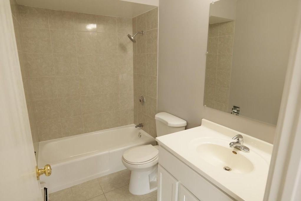 12630 S Alpine Dr ##7 - Photo 7 of 9