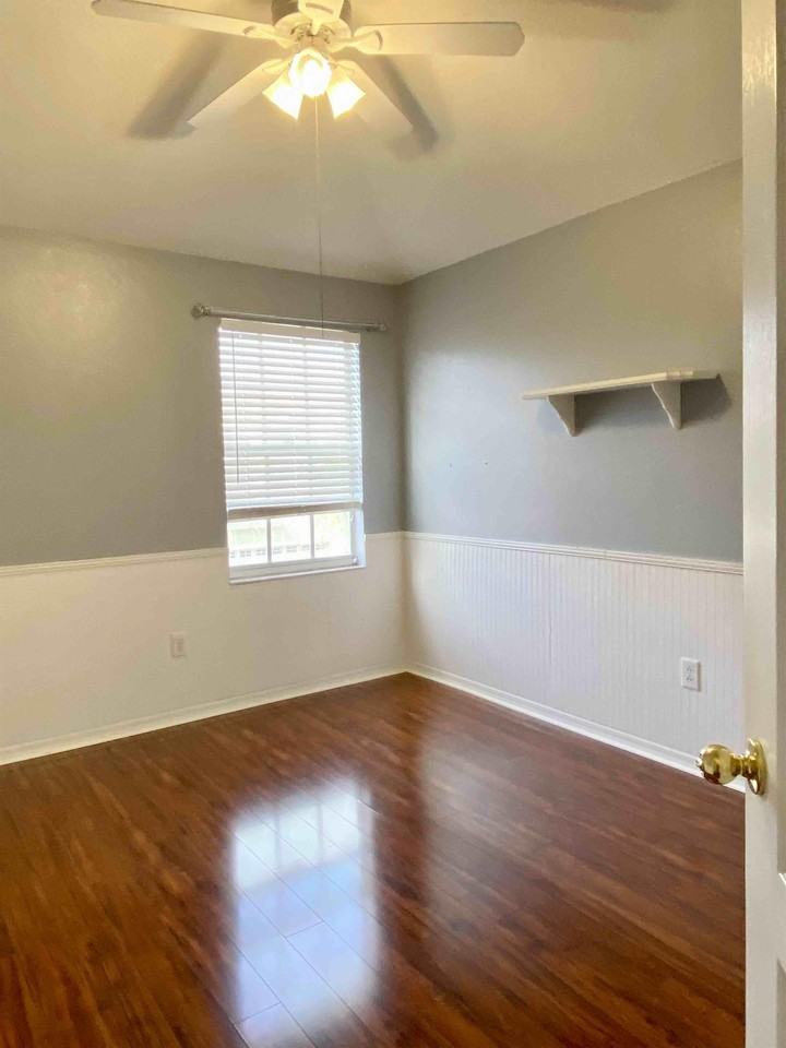 10503 Chilmark Way - Photo 2 of 44