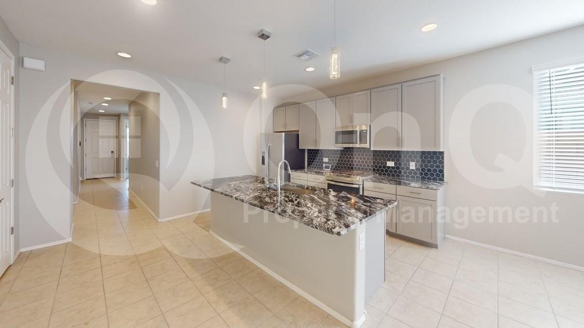 7712 S Star Wash Loop - Photo 4 of 25