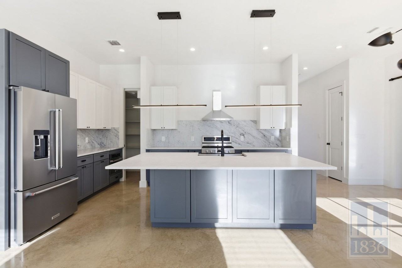 4701 Sara Dr #A - Photo 3 of 50