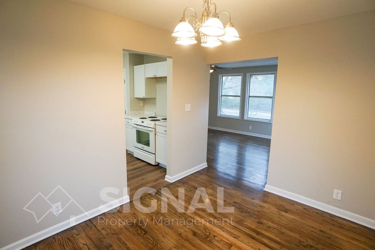 712 Robison Dr - Photo 4 of 14